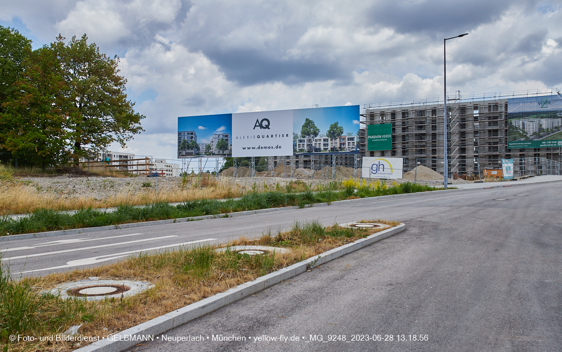 28.06.2023 - Baustelle Alexisquartier - neue DEMOS-Hinweisschilder